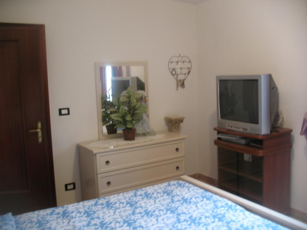 Bed and Breakfast Casa Vacanze L'Agrifoglio à Magliolo Chambre photo