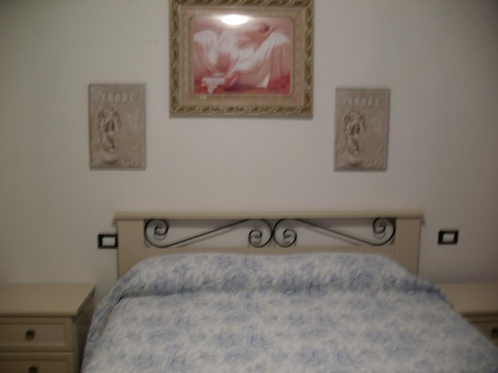 Bed and Breakfast Casa Vacanze L'Agrifoglio à Magliolo Extérieur photo