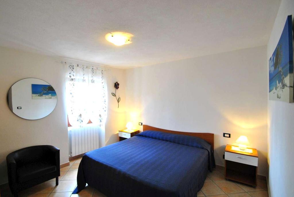 Bed and Breakfast Casa Vacanze L'Agrifoglio à Magliolo Extérieur photo