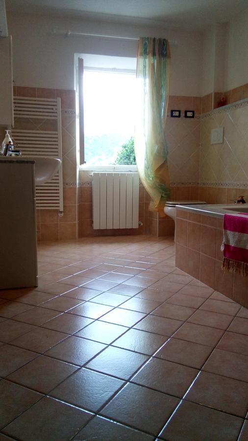 Bed and Breakfast Casa Vacanze L'Agrifoglio à Magliolo Extérieur photo