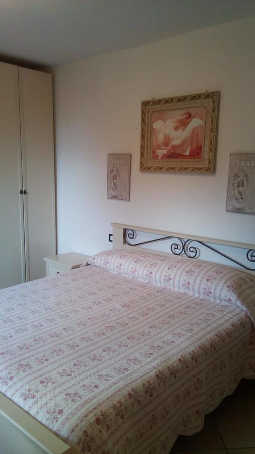 Bed and Breakfast Casa Vacanze L'Agrifoglio à Magliolo Extérieur photo