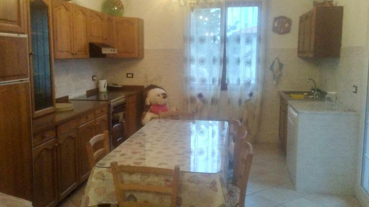 Bed and Breakfast Casa Vacanze L'Agrifoglio à Magliolo Extérieur photo